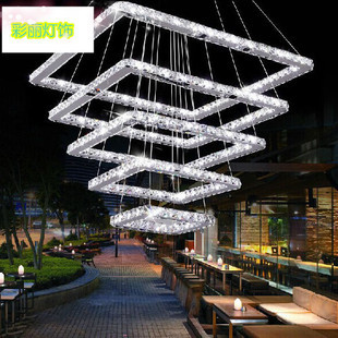 現代簡約別墅 LED水晶大吊燈與創意方形樓梯燈的魅力