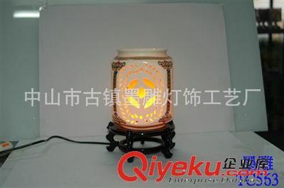匠心雕琢，光影生輝——中山市古鎮(zhèn)墨雕燈飾工藝廠精品陶瓷臺燈直銷